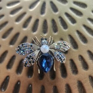 Elegant Blue and Gold Bee Brooch